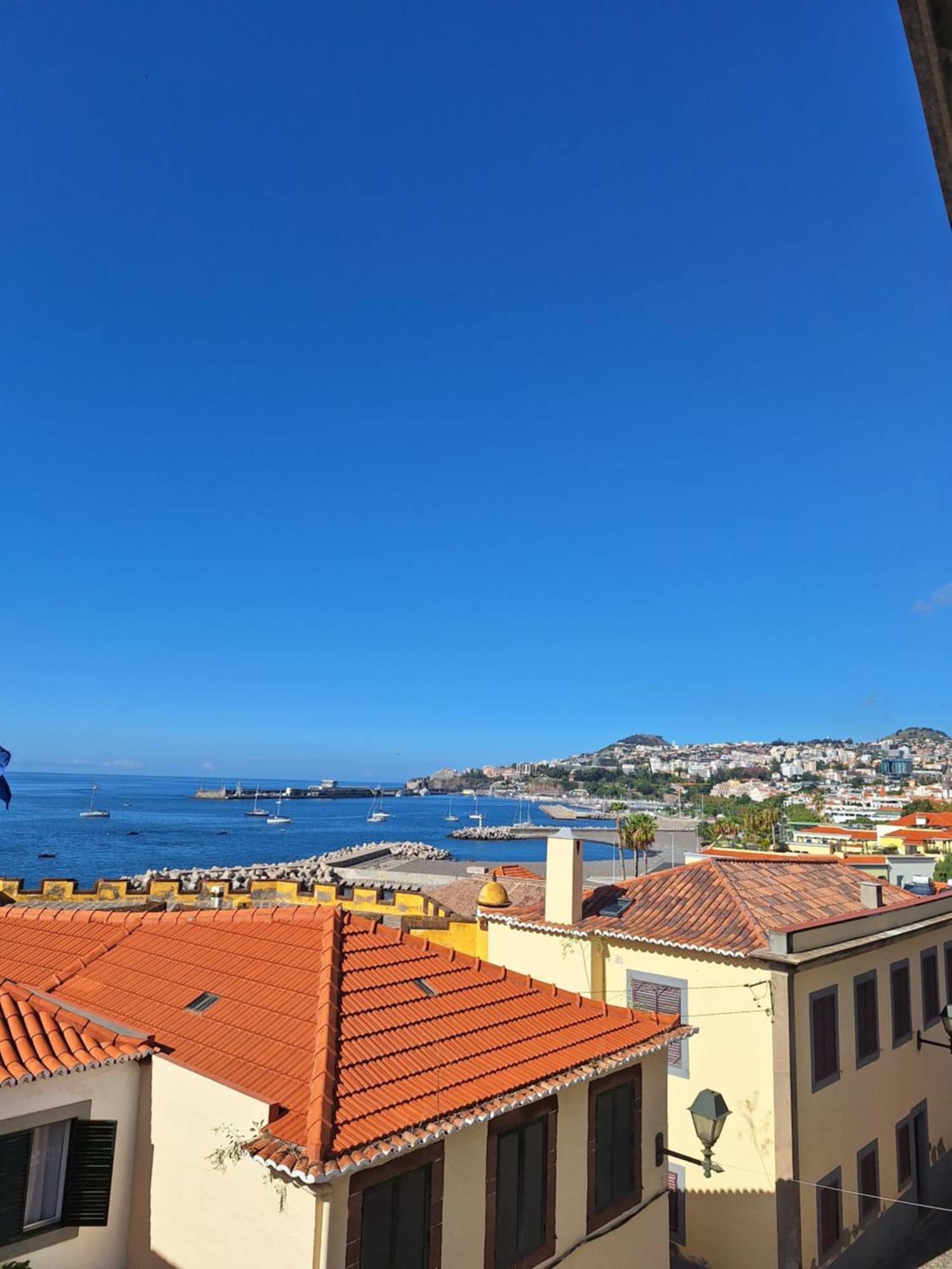 Vitorina Corte Guesthouse Funchal  Bagian luar foto